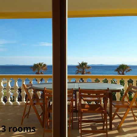 Deby Beach House Vir Luaran gambar